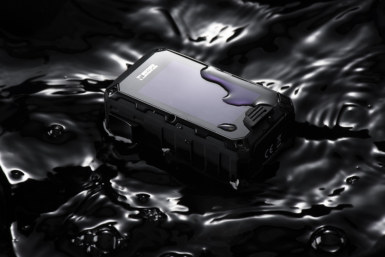 工作拍摄的电子烟产品