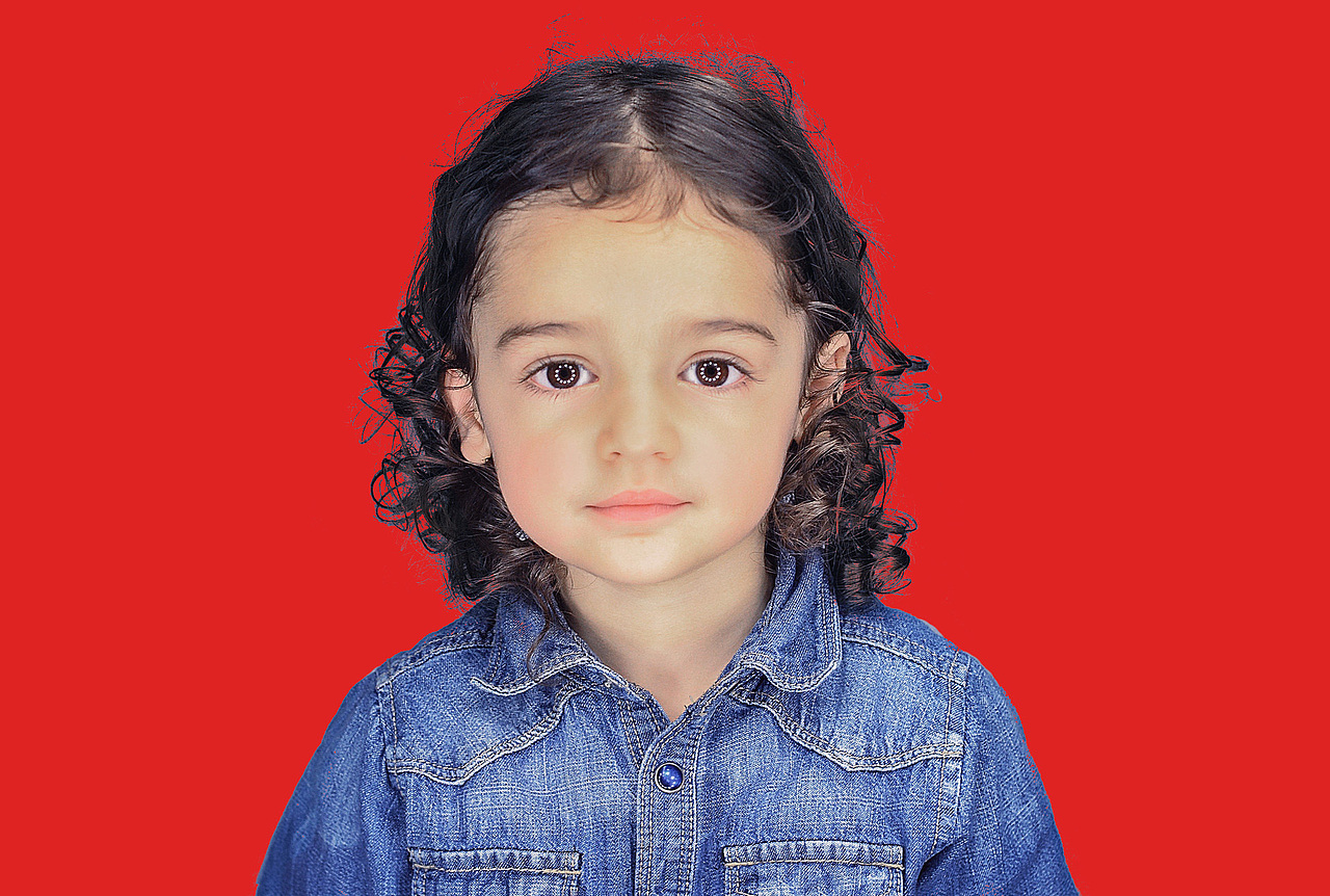 人像精修以抠小女孩为例