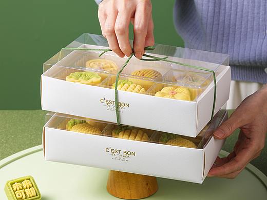“简约烫金绿豆糕盒子~”