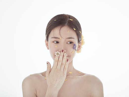 花瓣妆面