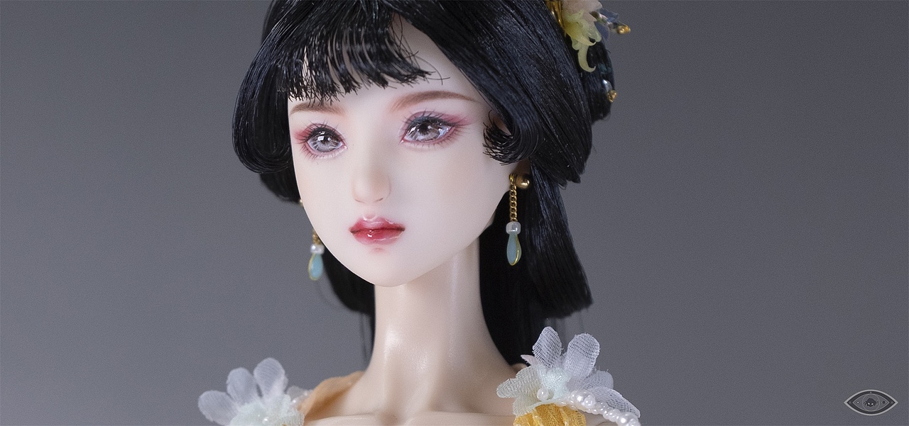 「睹尔DOOARE合作成品--芒种」
妆师:龙龙龙<br>服装师:子虚集<br>发型&首饰师:范范<br>扇师:瑞