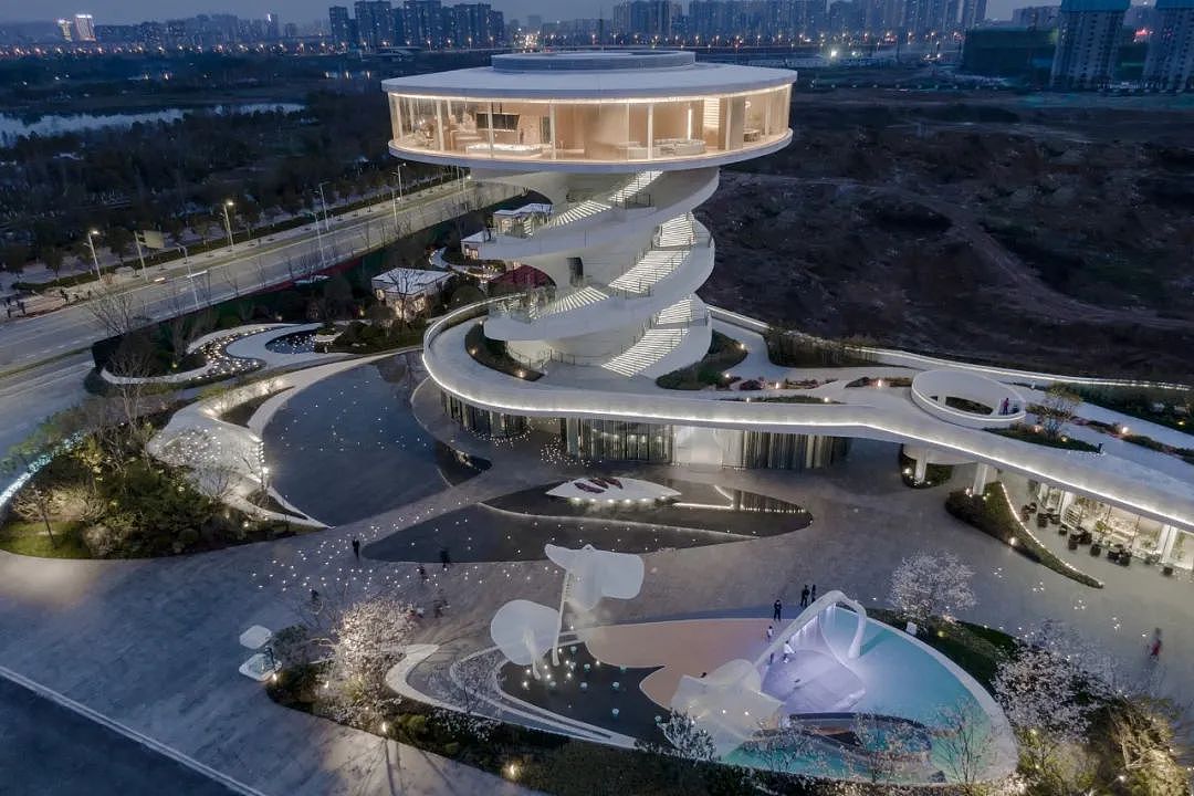 世纪水岸鸟屿浮云