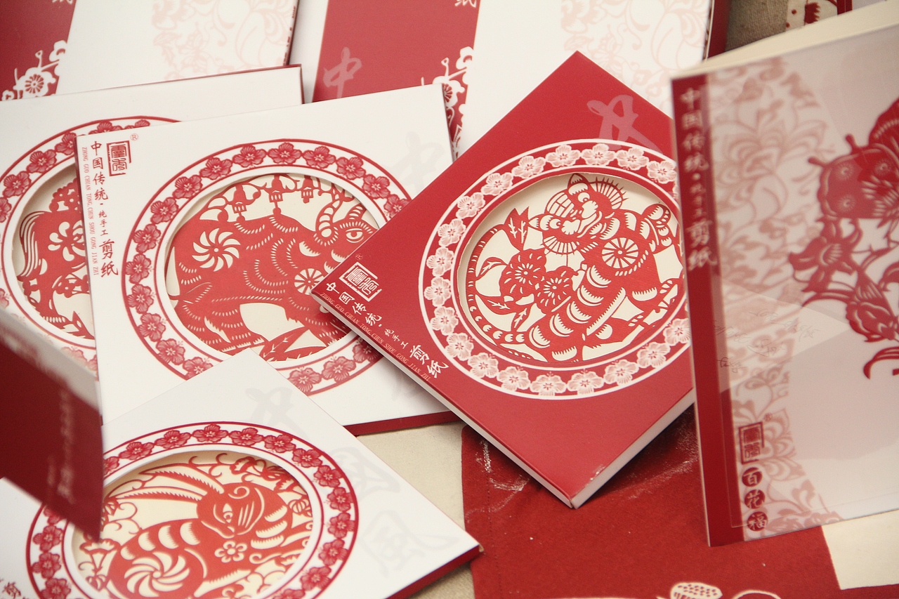 湖南工业大学包装设计2012届毕业展（图ZMTkwMjU2NjA=） - 包装 - 站酷设计师DDLLN原创素材 - 站酷ZCOOL