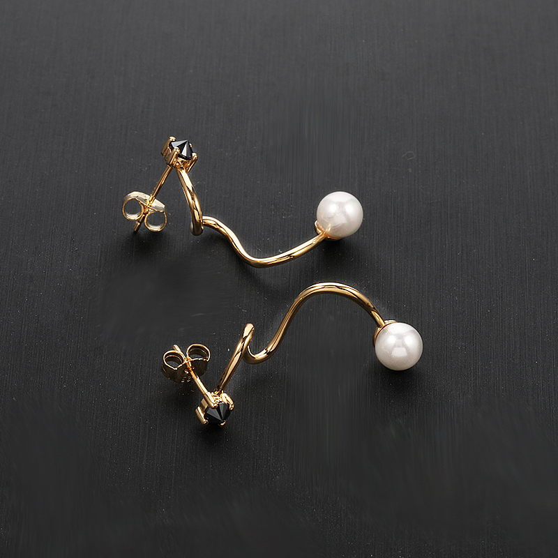 银饰的低调轻奢,沉稳写照