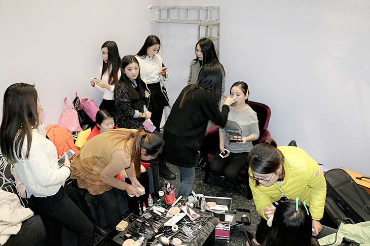 山东化妆学校/最好的化妆学校/潍坊尚优国际美妆学校