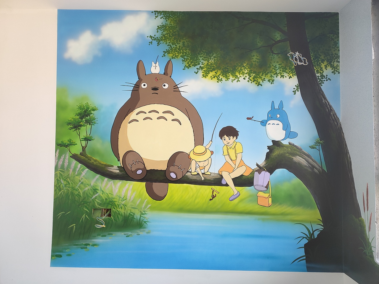 卡通画宫崎骏墙绘国画山水山清水秀圆形山水仕女图荷花