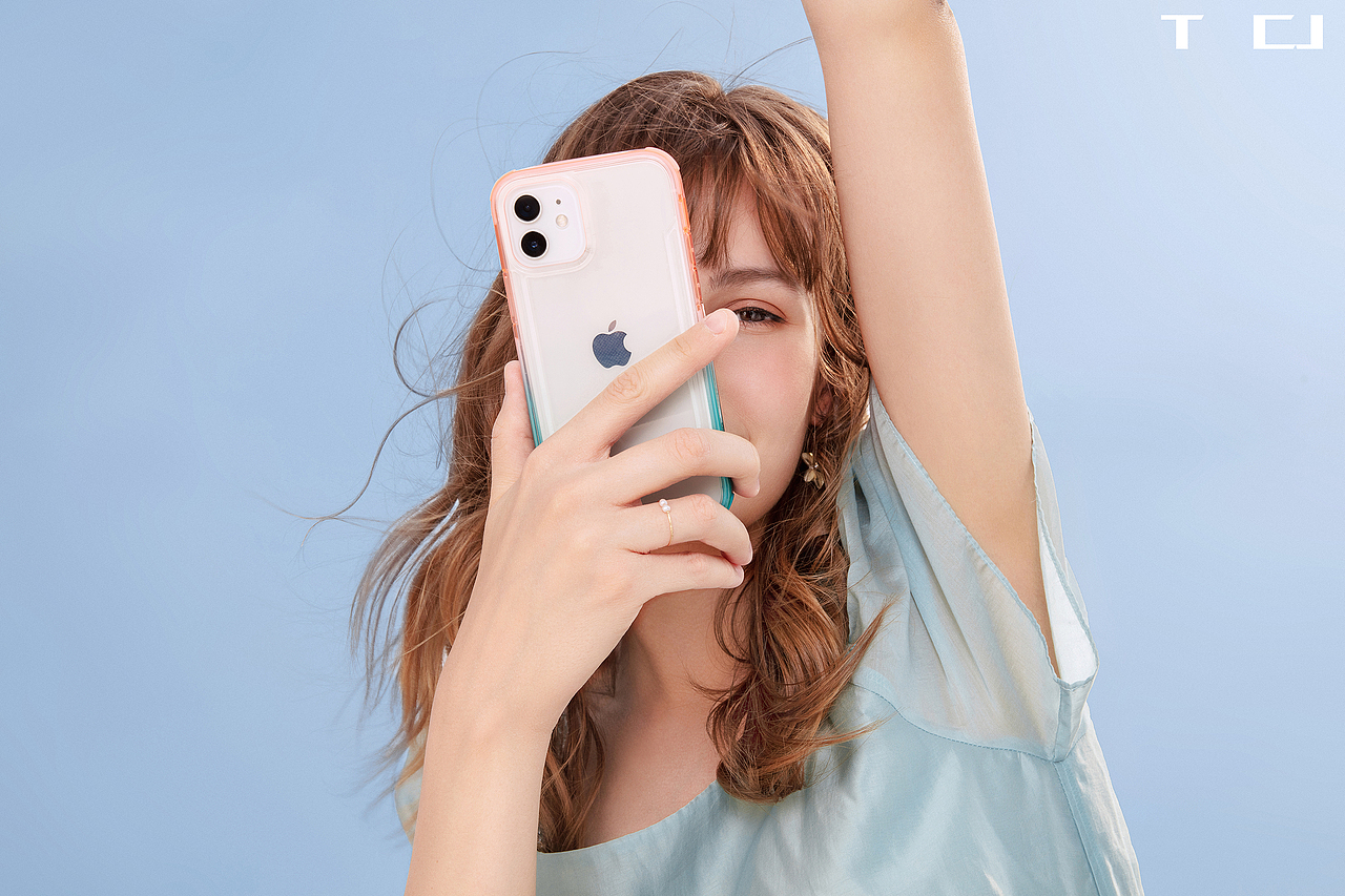 iPhone手机壳广告（图ZMjU4OTQzNDUy） - 修图/后期 - 站酷设计师田小白君原创素材 - 站酷ZCOOL