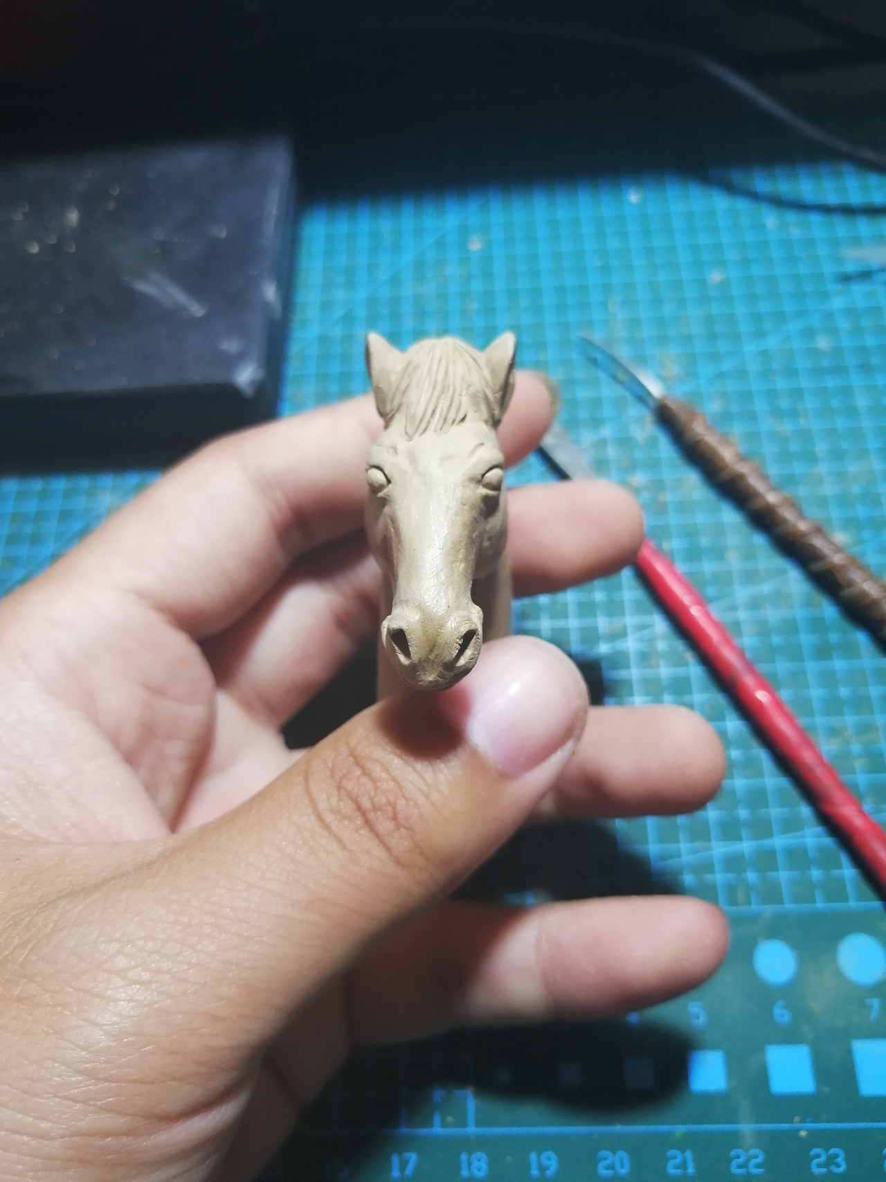 塑新斋潘纪坤彩塑泥塑马头horseman