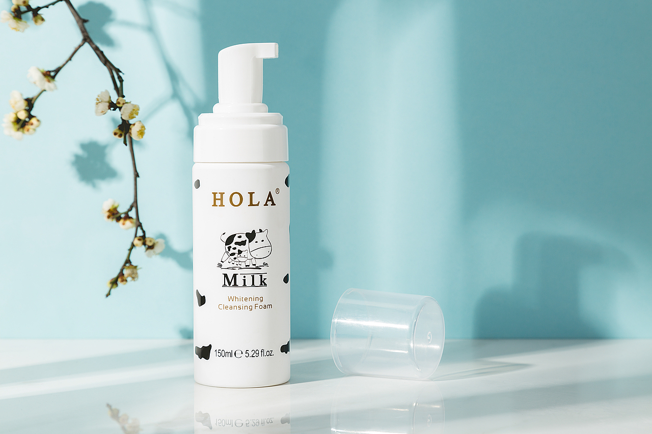 化妆品拍摄-牛奶慕斯洗面奶（图ZMTA2NjUwMDU2） - 产品摄影 - 站酷设计师CMP教授原创素材 - 站酷ZCOOL