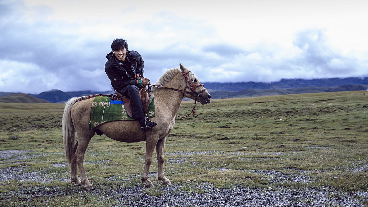 烟枪酒虫一车梦，酣行川西不识秋。（图ZNTkxMzIzMTI=） - 风光摄影 - 站酷设计师肥皂233原创素材 - 站酷ZCOOL