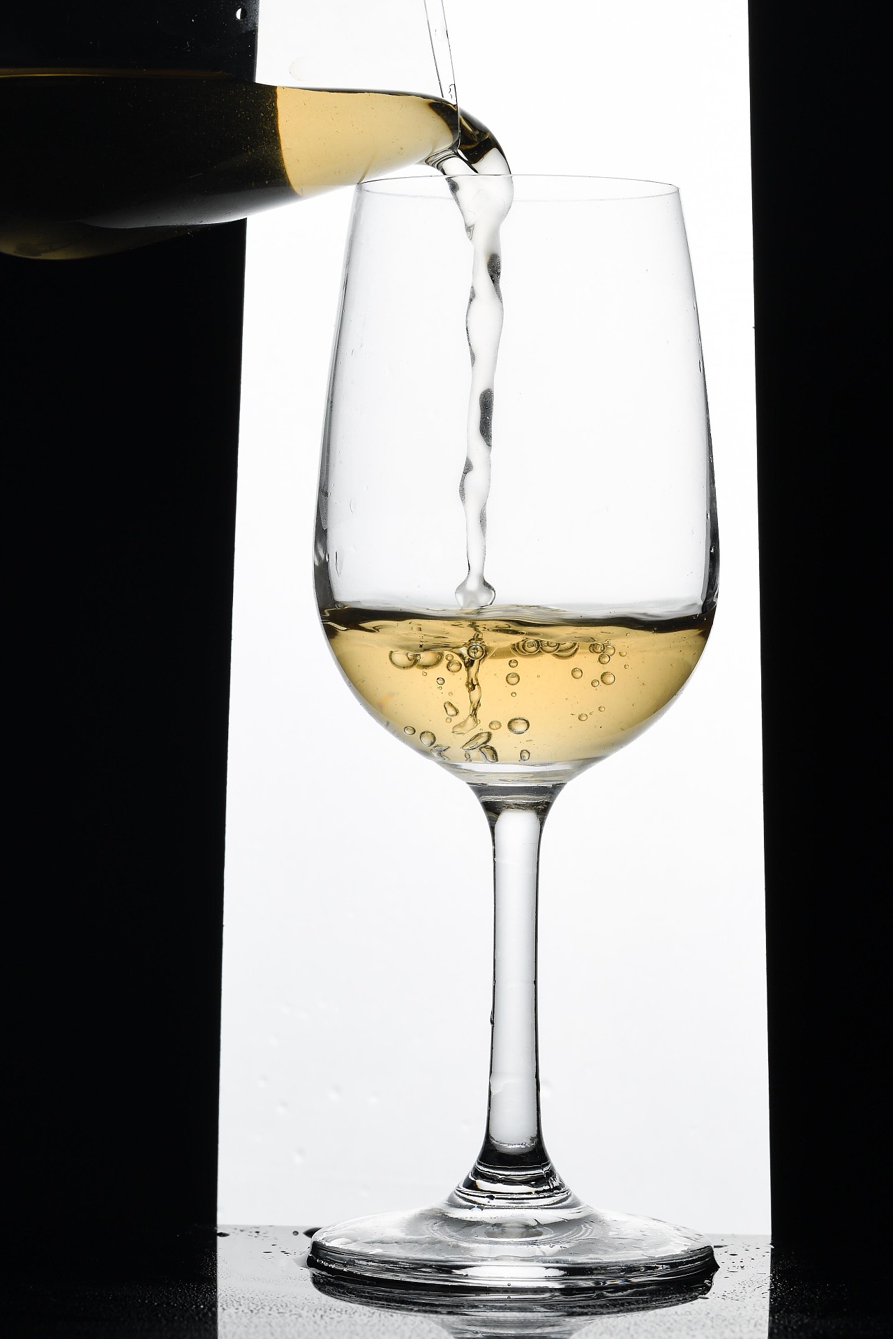 练习拍摄透明体酒杯红酒杯啤酒