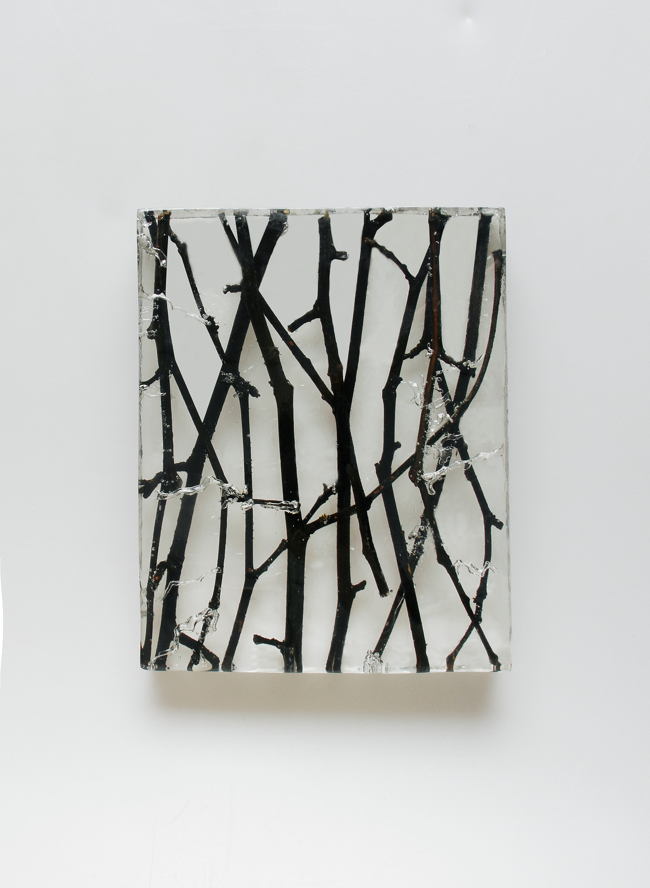 凝-树脂工艺的探索（图ZOTA5MjUwMTI=） - 首饰设计 - 站酷设计师小黑云原创素材 - 站酷ZCOOL