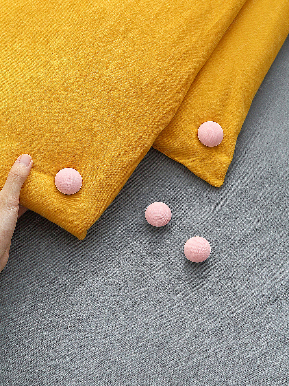 居家日用——被子固定器（图ZMjcwOTExMzY4） - 产品摄影 - 站酷设计师汕头好哩视觉原创素材 - 站酷ZCOOL