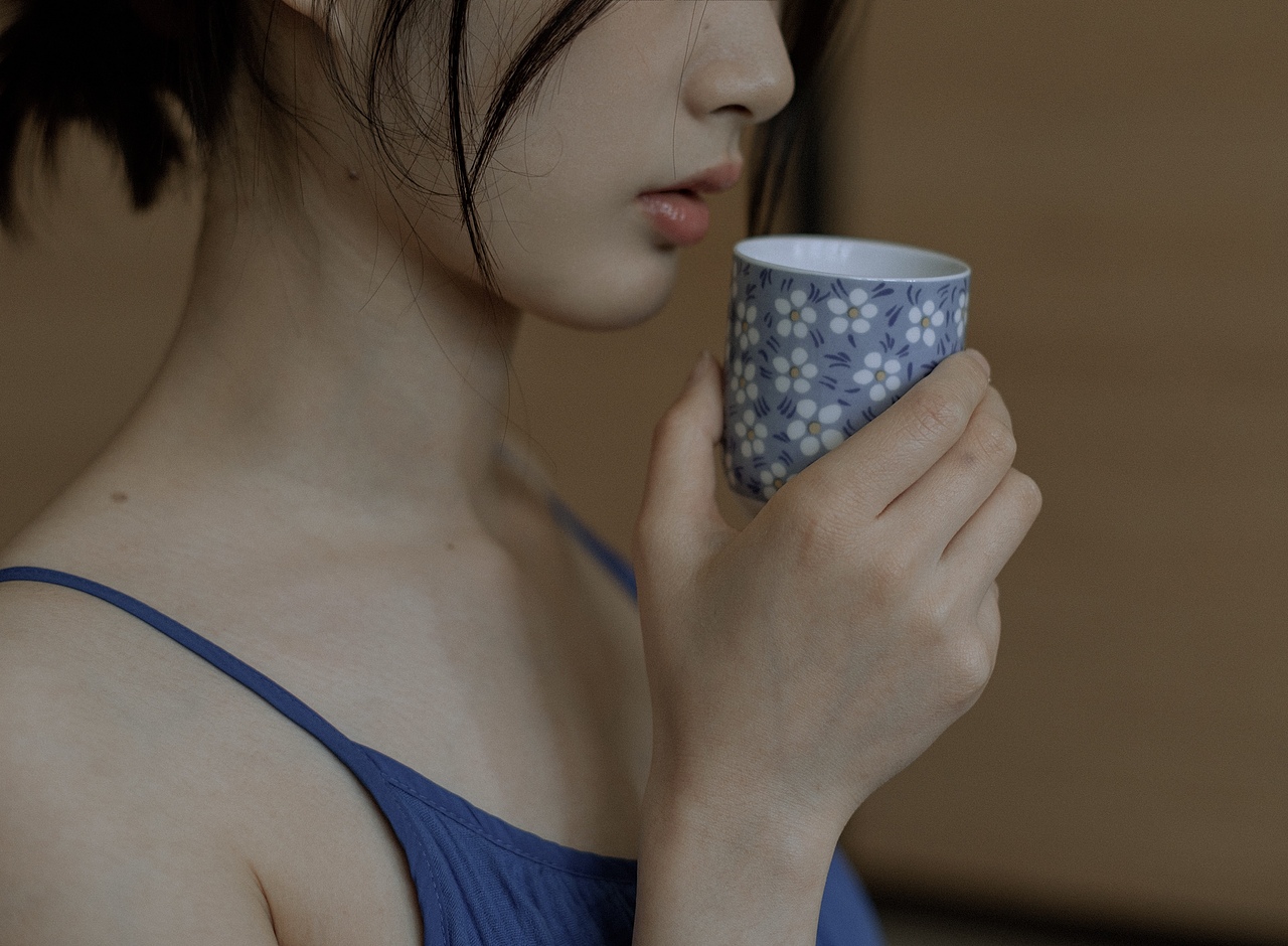 安静是一种力量（图ZMzM0MzYxODgw） - 人像摄影 - 站酷设计师茶底zzz原创素材 - 站酷ZCOOL