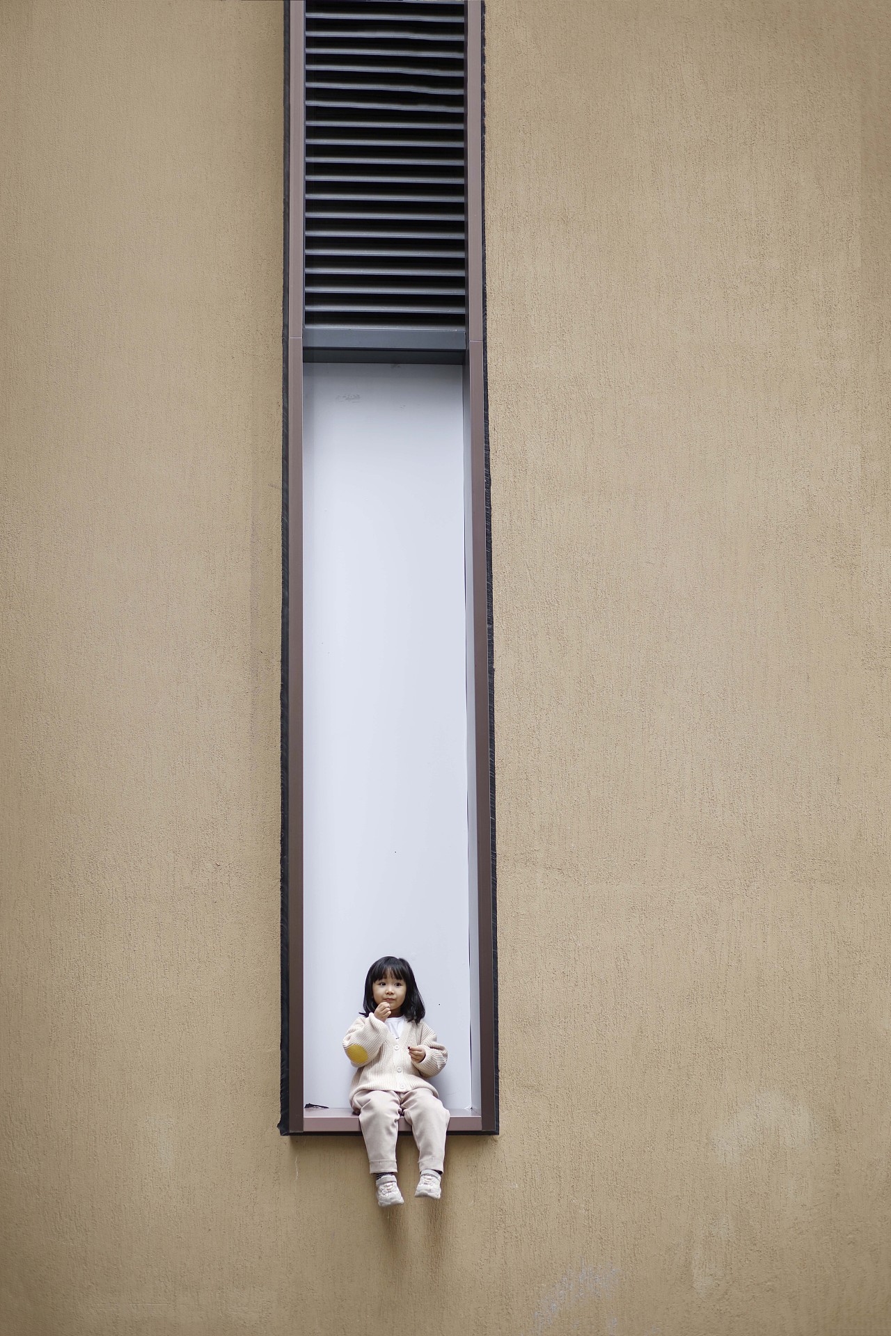 小新与大心，小女孩与大女孩（图ZMTQzNDU4NzU2） - 人像摄影 - 站酷设计师治愈系摄影师宁夏原创素材 - 站酷ZCOOL