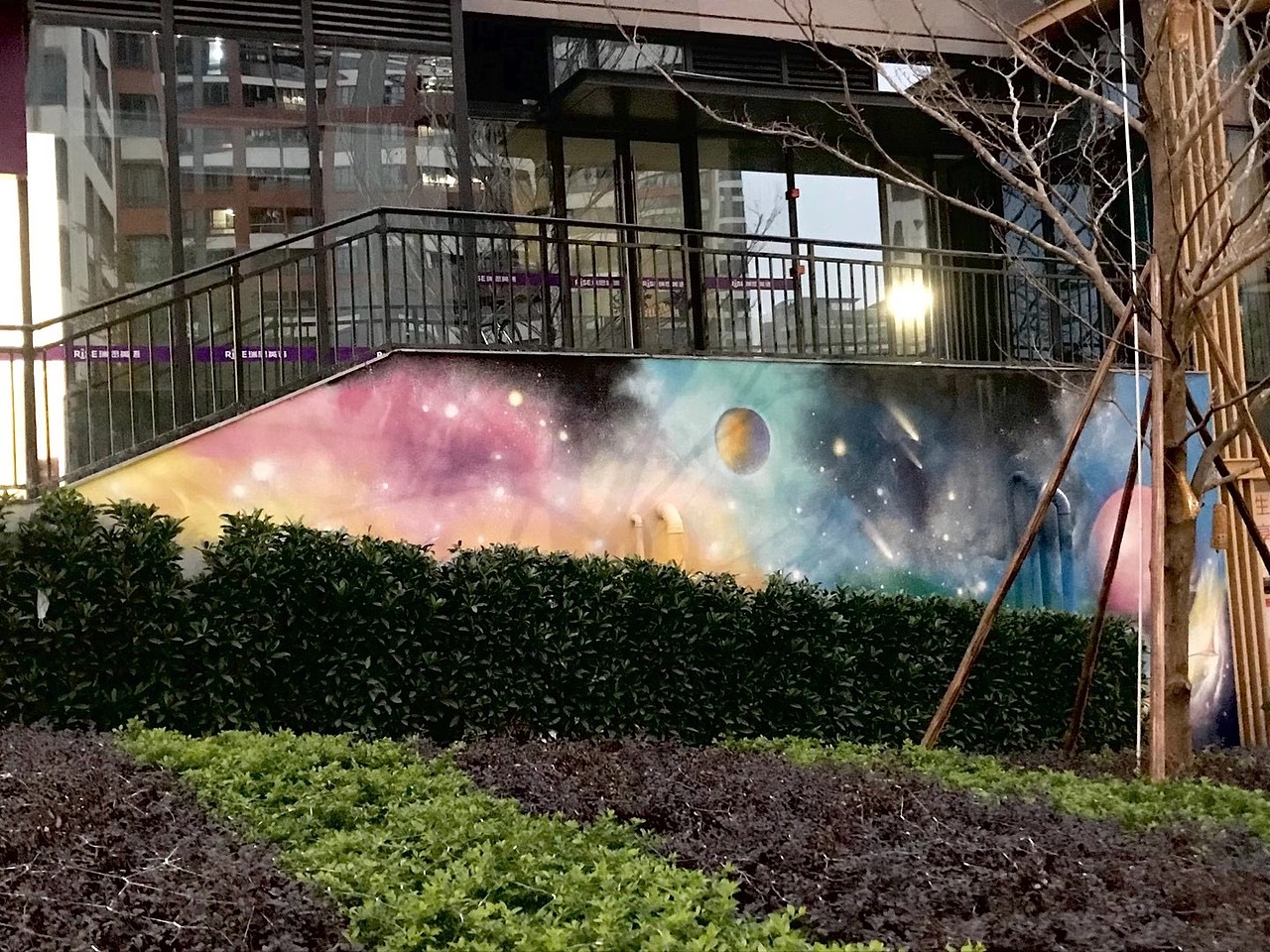 东莞滨湖万科里—商场园区涂鸦墙绘