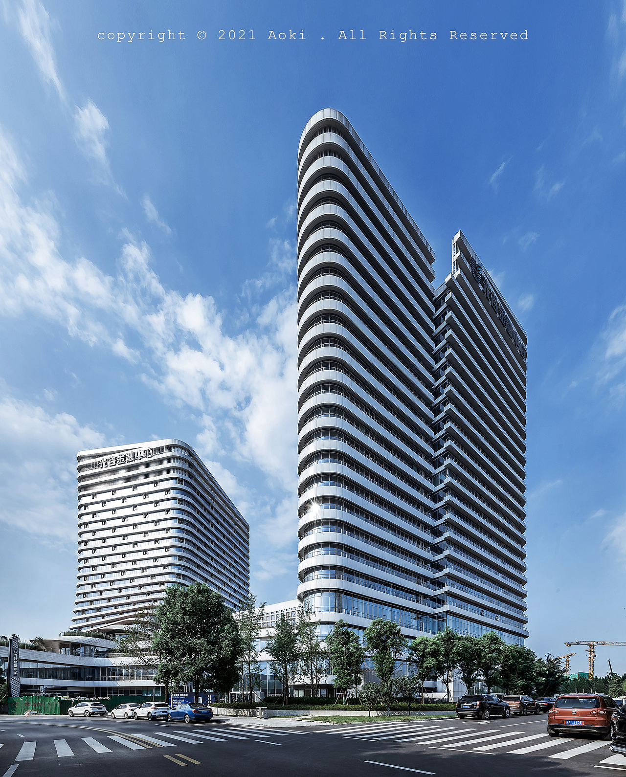 光谷龙脊-光谷金融中心（图ZMjY2ODMxNjI4） - 环境/建筑摄影 - 站酷设计师摄影狮青木Aoki原创素材 - 站酷ZCOOL