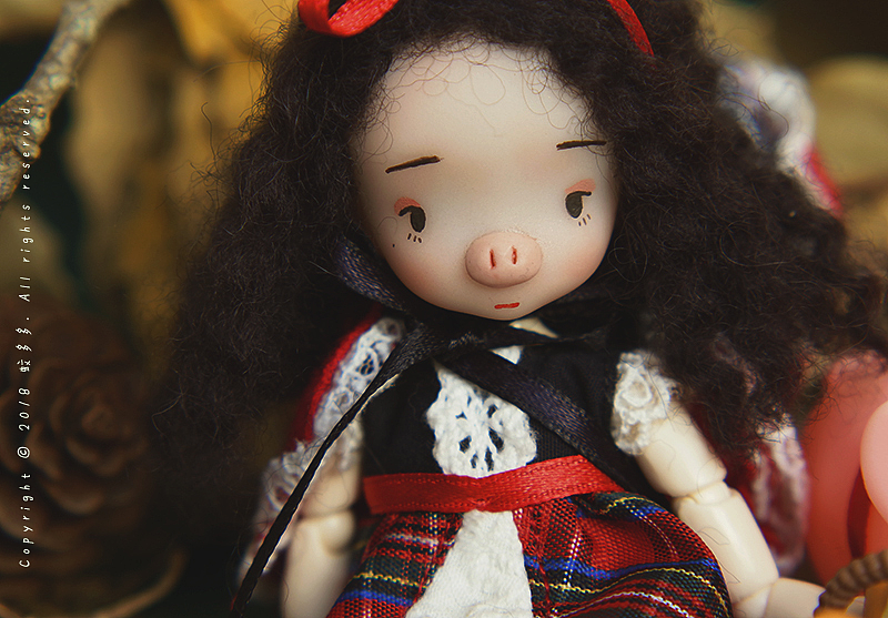 小红猪 可动玩偶形象设计