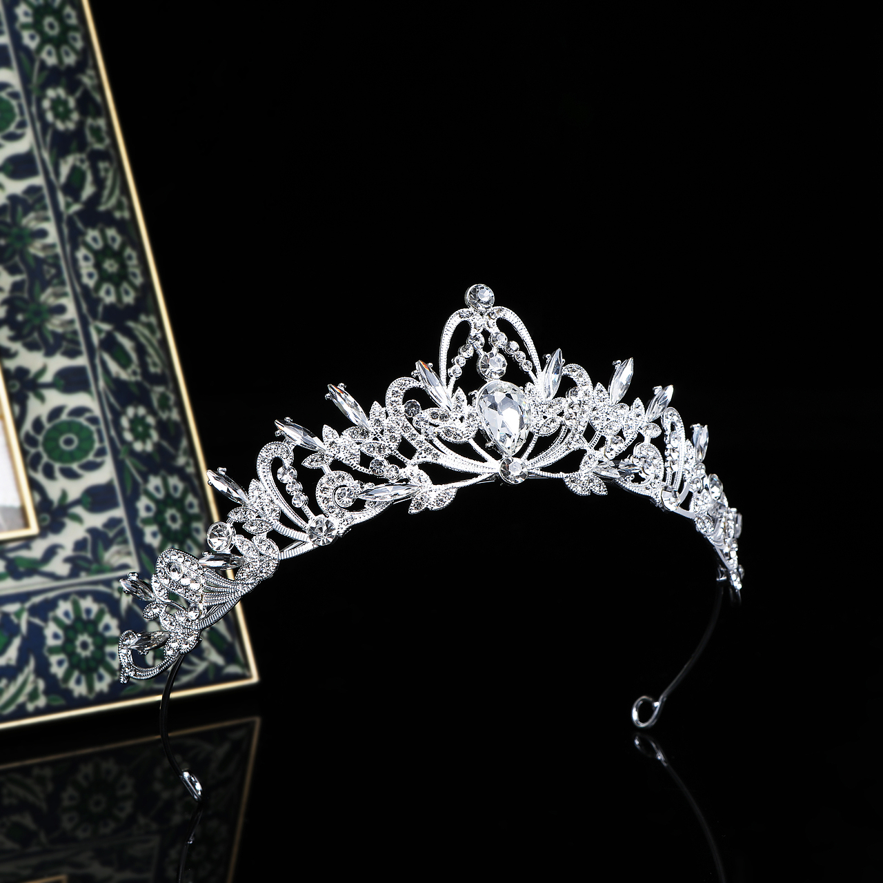 头饰（图ZMjY3OTA2MDU2） - 产品摄影 - 站酷设计师弈秋齐原创素材 - 站酷ZCOOL