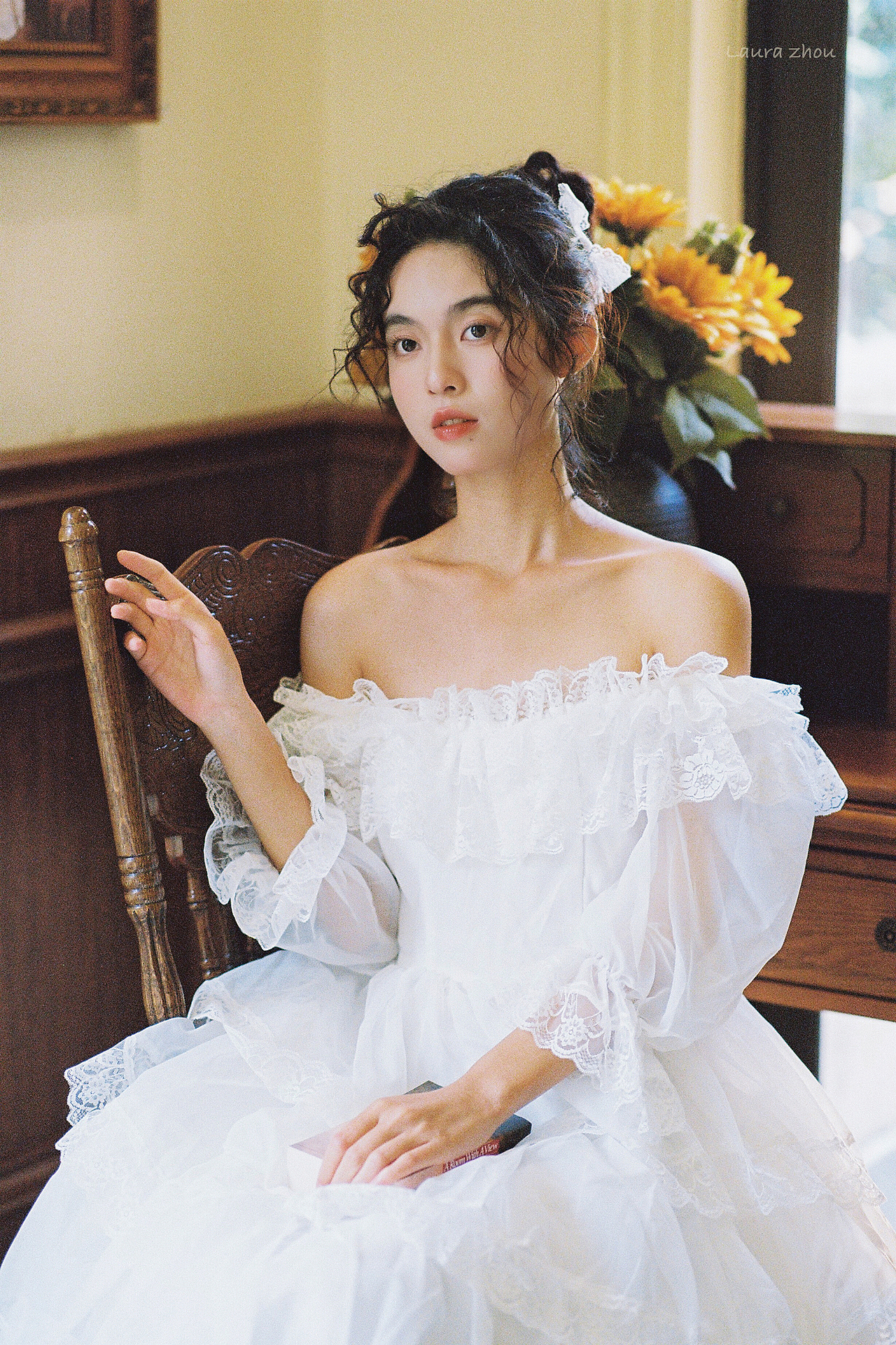 那一低头的温柔（图ZMjY4OTEwMjY0） - 人像摄影 - 站酷设计师劳拉Laurazhou原创素材 - 站酷ZCOOL