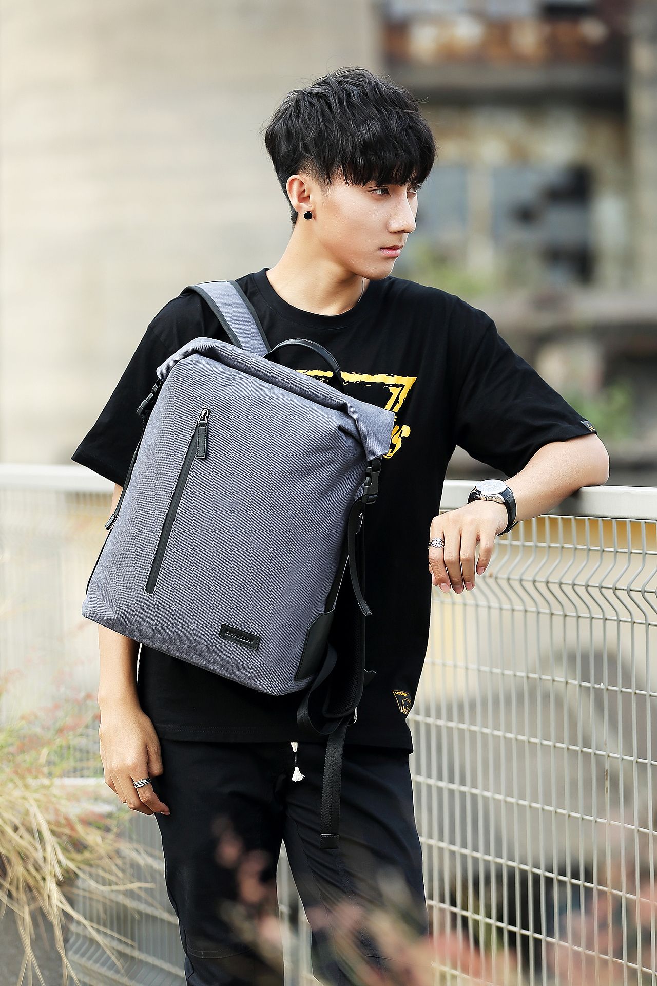 广州模特包包拍摄、外景服装拍摄、潮牌男装拍摄、视频