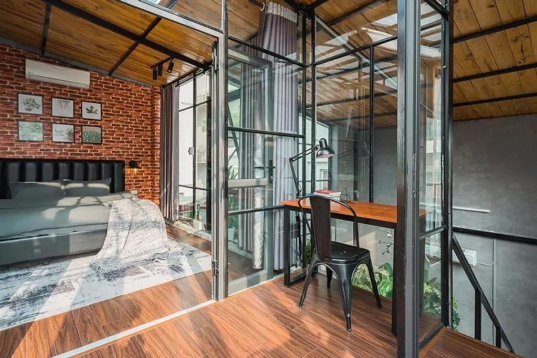 45㎡搭建悬空卧室,又有阳光房洗澡