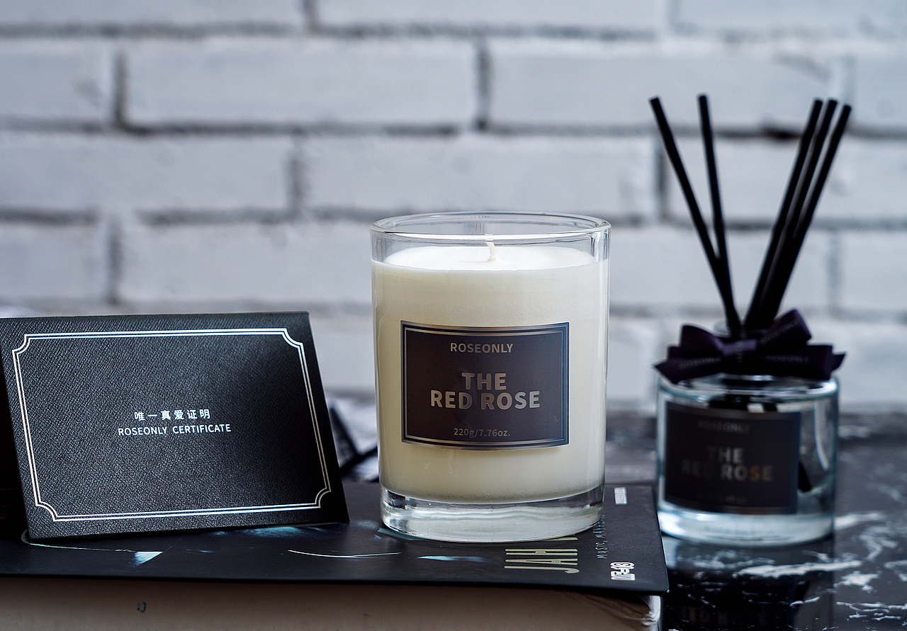 ROSEONLY 七夕香薰蜡烛（图ZMjIyMjE1MTMy） - 产品摄影 - 站酷设计师半个西瓜zzz原创素材 - 站酷ZCOOL