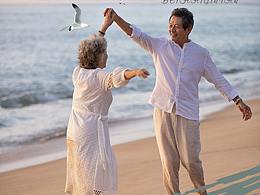 北?？叼B(yǎng)旅游宣傳海報