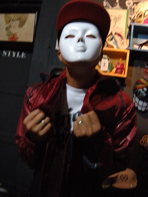 PARLOR小店&nbsp;及自己印的T