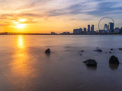 城市风光/海边/晚霞