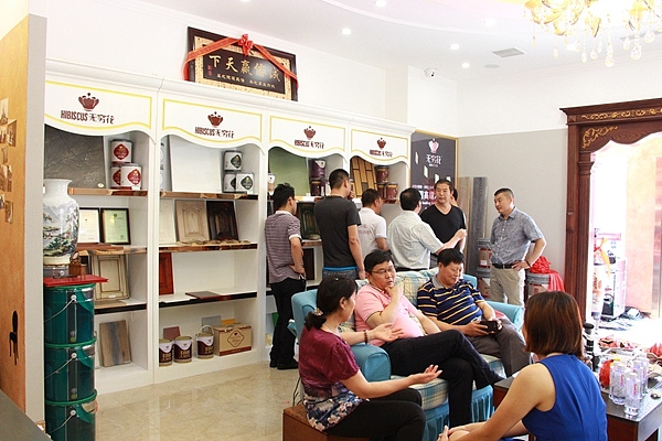 无穷花水性漆天津体验馆开业精彩瞬间