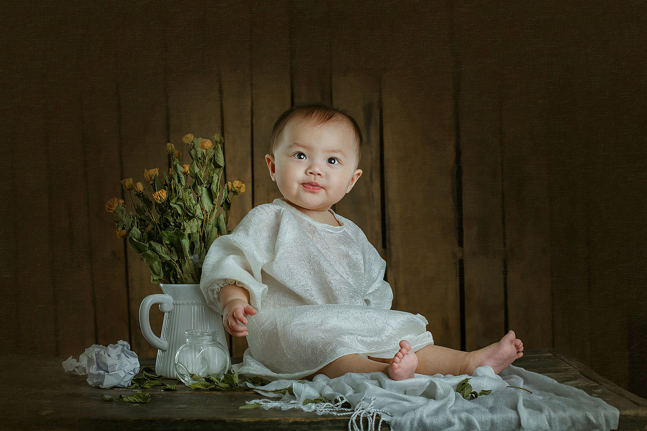 静物般的婴儿摄影（图ZMTM2MjQxNjk2） - 人像摄影 - 站酷设计师儿童摄影师大周原创素材 - 站酷ZCOOL