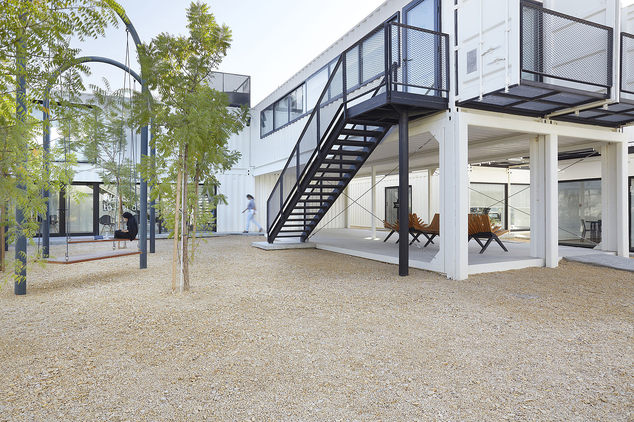 阿联酋集装箱人才中心办公楼