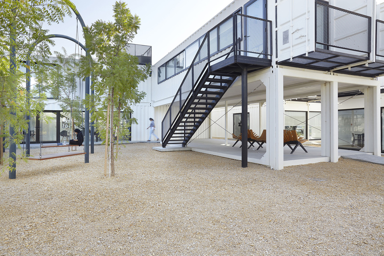 阿联酋集装箱人才中心办公楼