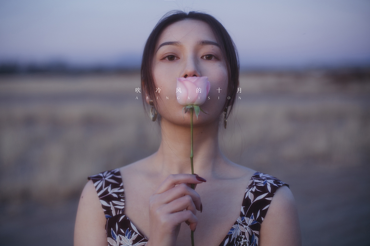 吹冷風的十月（圖ZMTMzNTM1NTM2） - 人像攝影 - 站酷設計師VECK原創(chuàng)素材 - 站酷ZCOOL