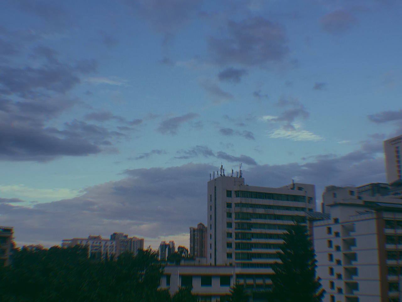 sky☁️（图ZMTM0Mjk3ODQw） - 风光摄影 - 站酷设计师TamaruY原创素材 - 站酷ZCOOL