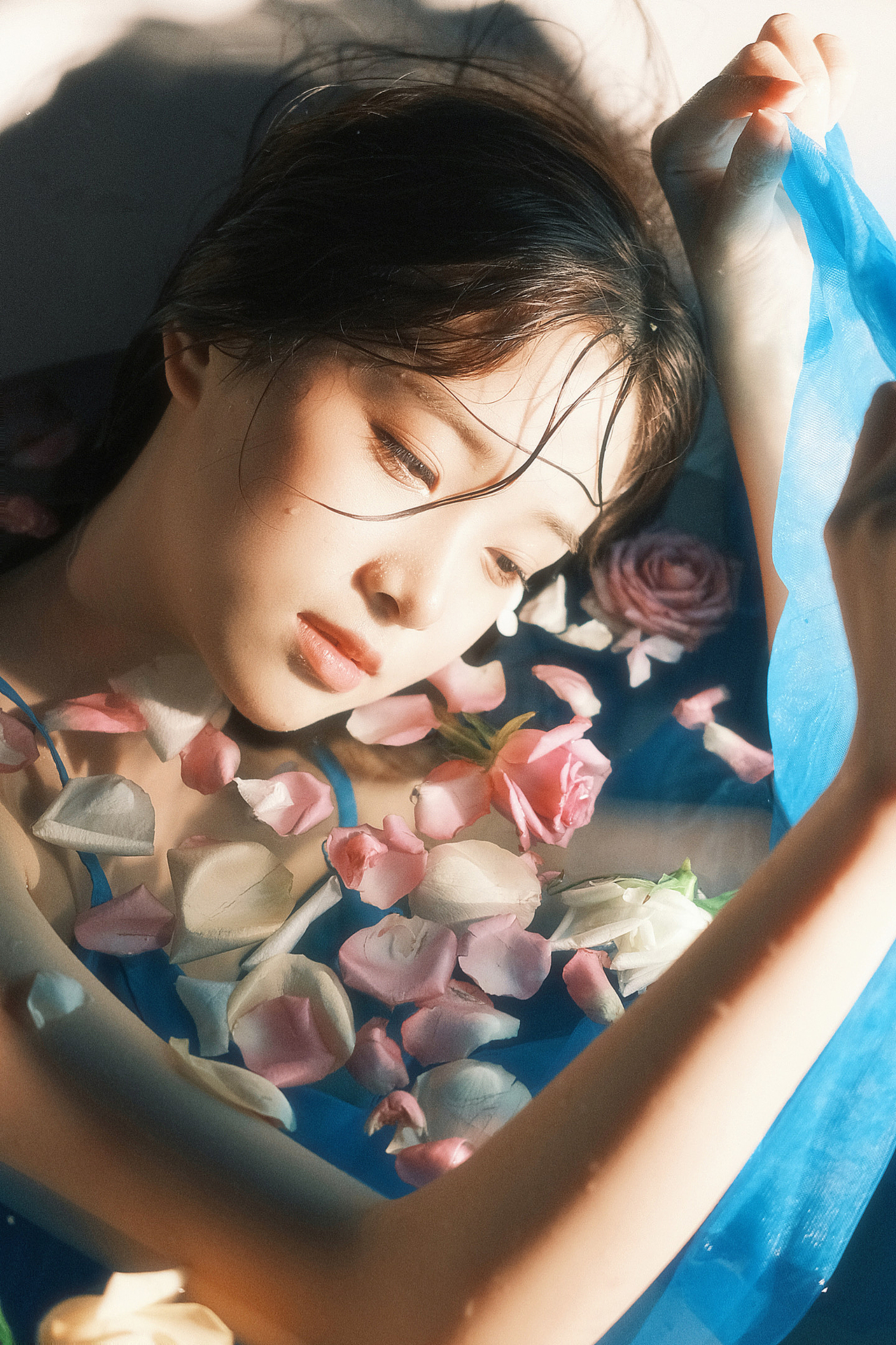海底月是天上月🌙 成都拍照（图ZMjY2OTYwMzcy） - 人像摄影 - 站酷设计师极光ALBUM原创素材 - 站酷ZCOOL