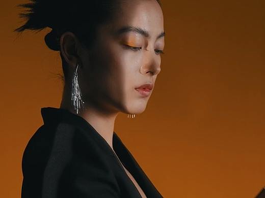 馥生六記2022 ｜中式意境濃香水 「造物之忌」（個(gè)人主頁-ZNTc5MTg2ODQ=） - 時(shí)尚/藝術(shù)攝影 - 站酷設(shè)計(jì)師FASHIONFREEDOM原創(chuàng)素材 - 站酷ZCOOL