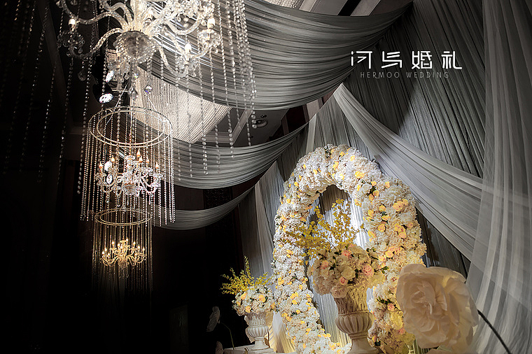河马婚礼｜西式婚礼（灰色＋黄色）（图ZMTM4NjE0OTk2） - 人文/纪实摄影 - 站酷设计师河马婚礼原创素材 - 站酷ZCOOL