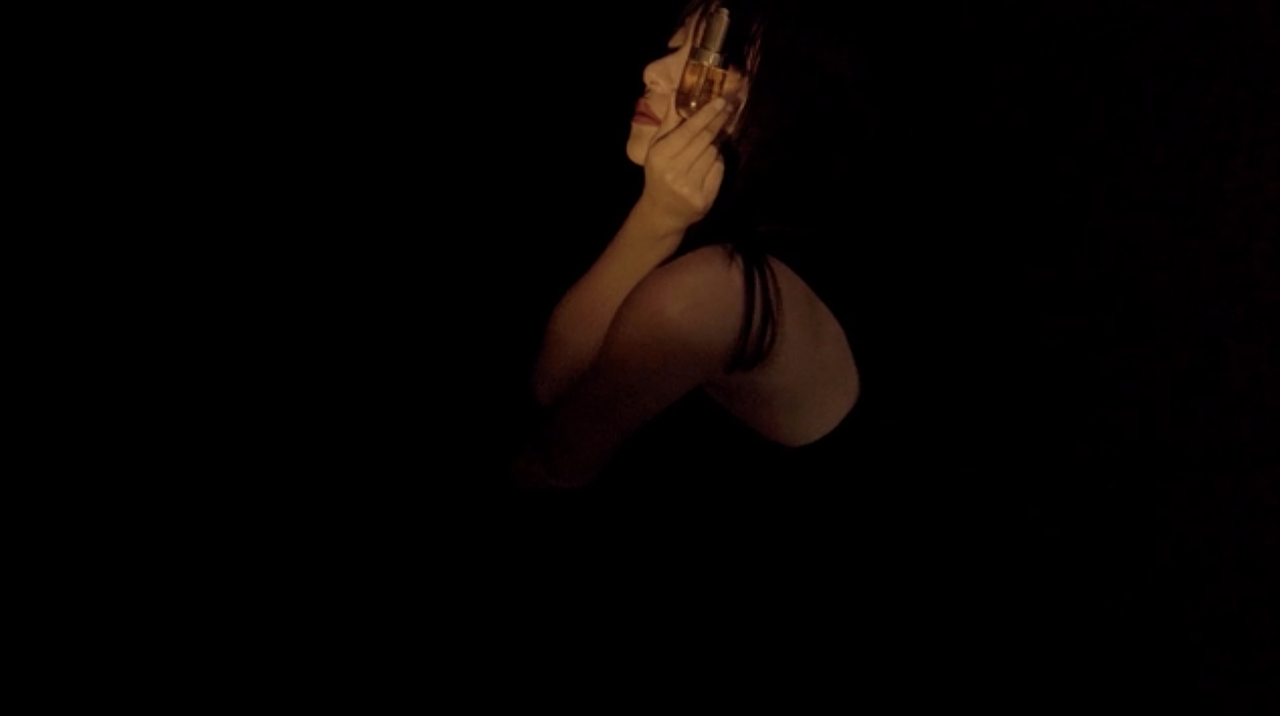 林清轩山茶花润肤油（图ZMTkwOTI1NjM2） - 影视后期 - 站酷设计师Monayousay原创素材 - 站酷ZCOOL