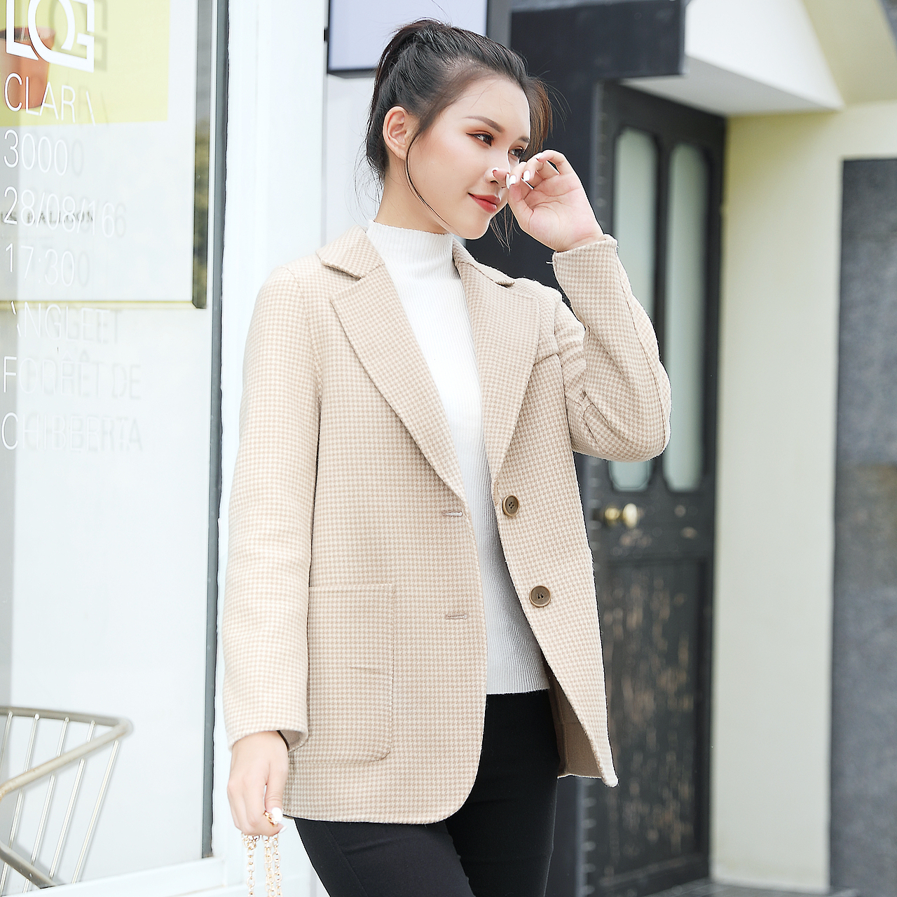 女装模特街景拍摄外景服装拍摄（图ZMTg1Njg2NDg4） - 人像摄影 - 站酷设计师摄影师SamKing原创素材 - 站酷ZCOOL