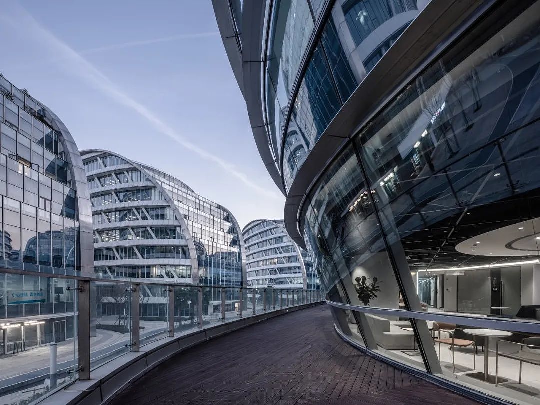 蓝光集团上海第二总部办公空间