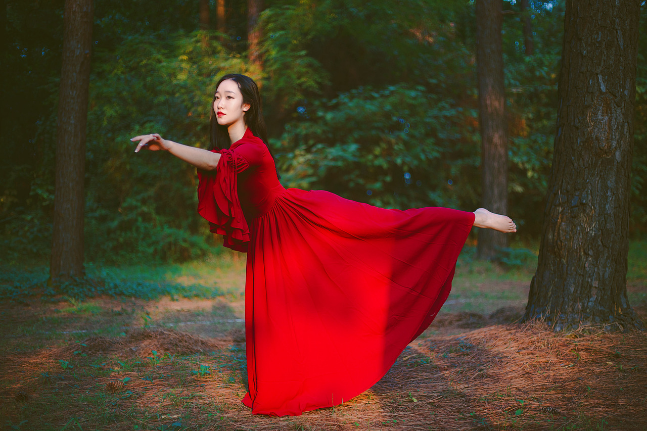 十月（图ZMzU5ODE4MDg=） - 人像摄影 - 站酷设计师西瓜不要太郎原创素材 - 站酷ZCOOL