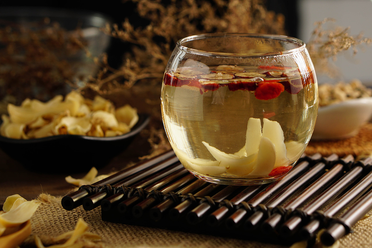 龙牙百合（图ZMTEwNjIxMzY0） - 产品摄影 - 站酷设计师BensonLI原创素材 - 站酷ZCOOL