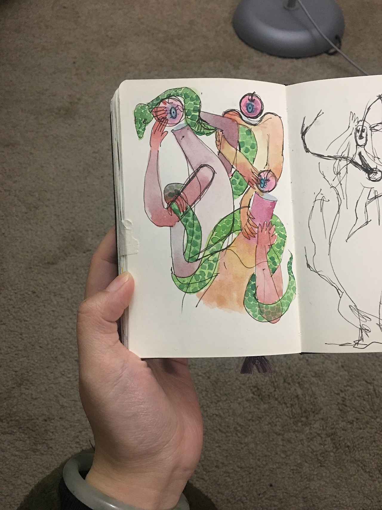 奇怪幻想的苹果小人们