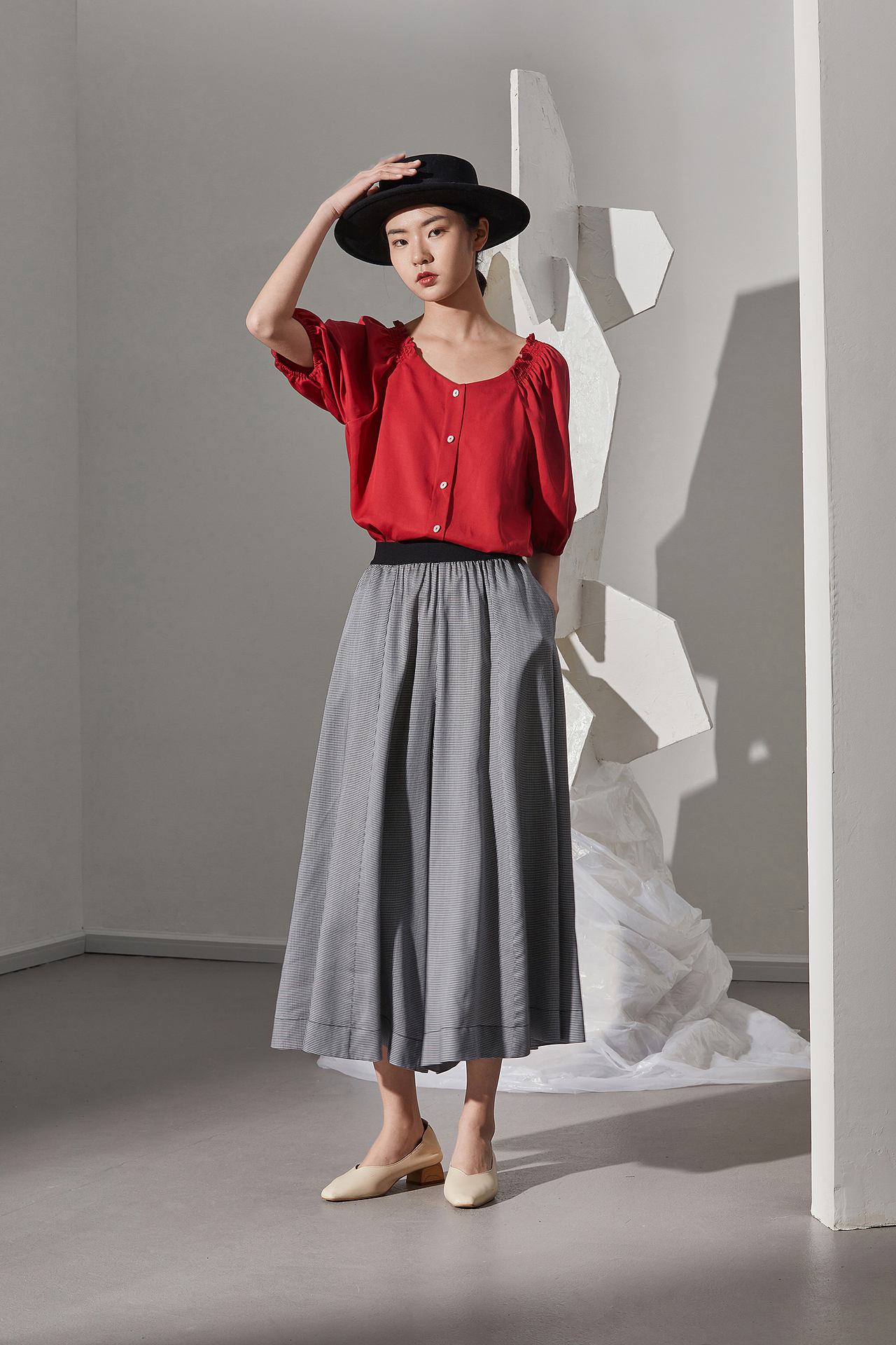 HEIBAI • 电商 | 品牌女装(图ZMjg2MTI4NzYw) - 人像摄影 - 站酷设计师杭州黑白影像原创素材 - 站酷ZCOOL