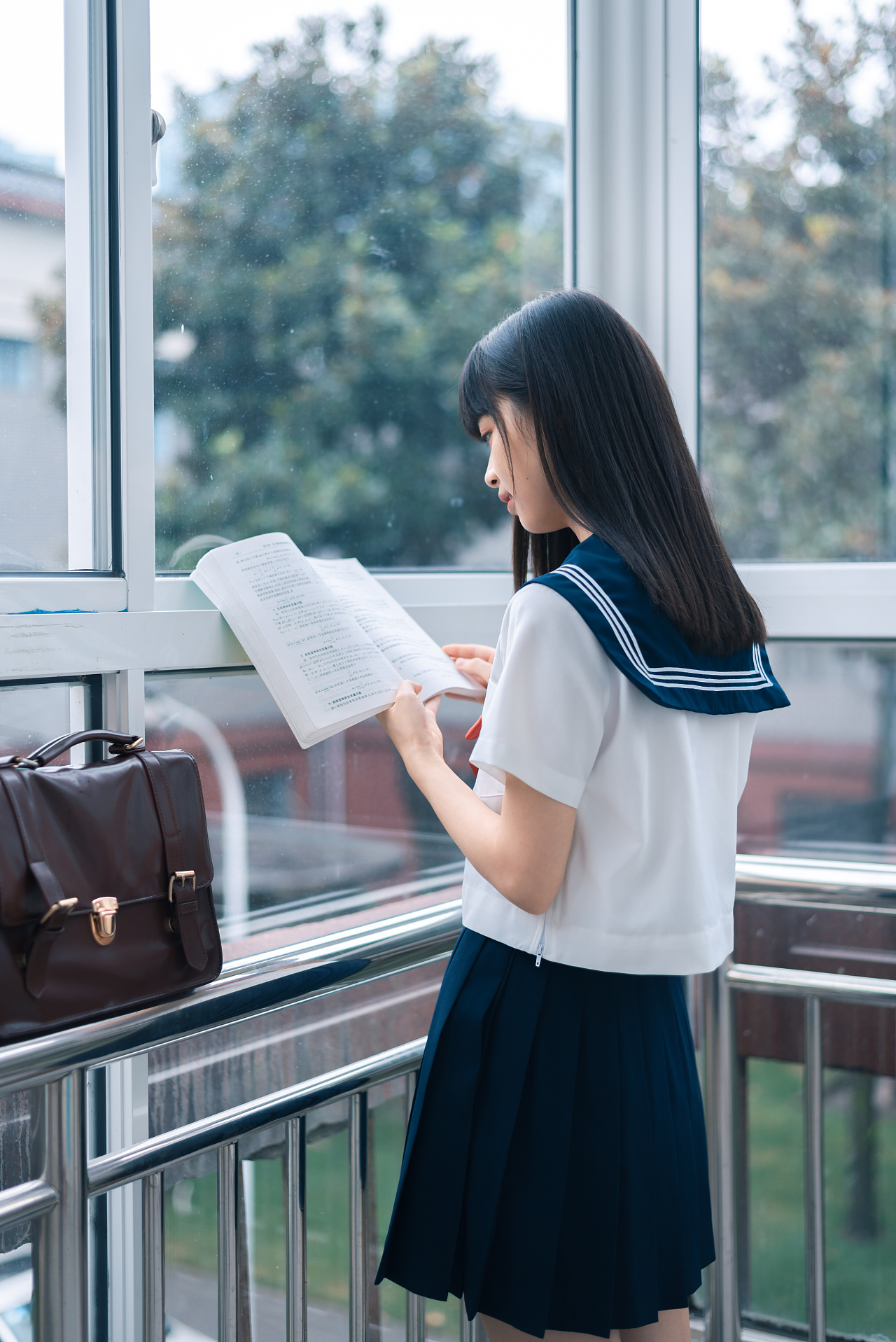 日本小学一年级真的自己上下学吗？ - 知乎