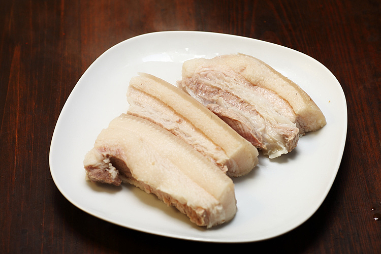 菜男-东坡名肉 酥烂而形不碎香糯而不腻口，纯糖色上色，不用酱油（图ZODUzNTM4OA==） - 其他摄影 - 站酷设计师菜男原创素材 - 站酷ZCOOL