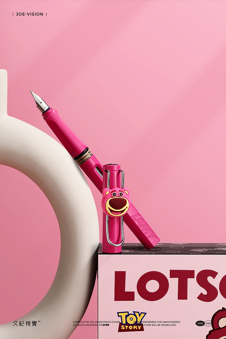 草莓熊『LOTSO｜趣味钢笔礼盒』X JOE VISION（图ZMzcwOTI1NDky） - 产品摄影 - 站酷设计师南京久纪视觉摄影原创素材 - 站酷ZCOOL