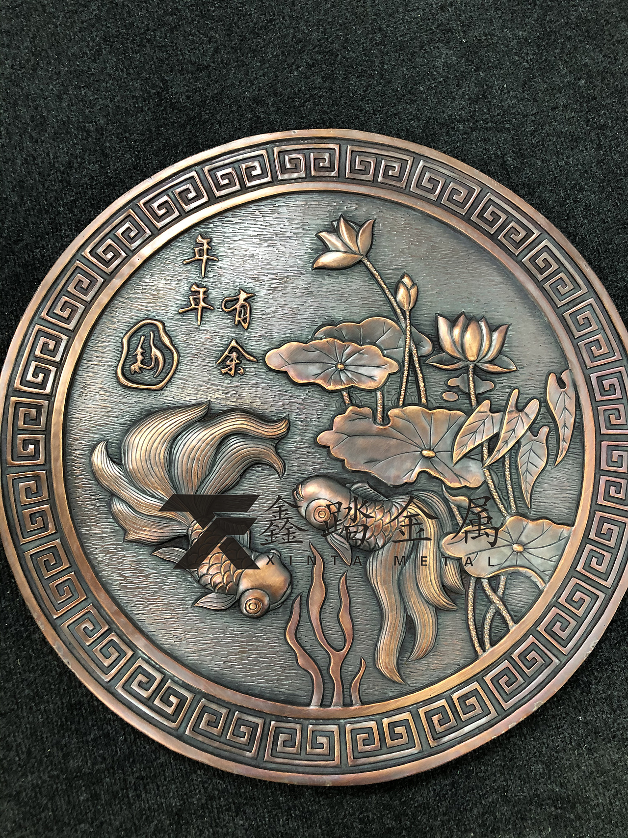 抽象锻铜浮雕景墙壁画线条流畅简洁、手工锻造壁画肌理